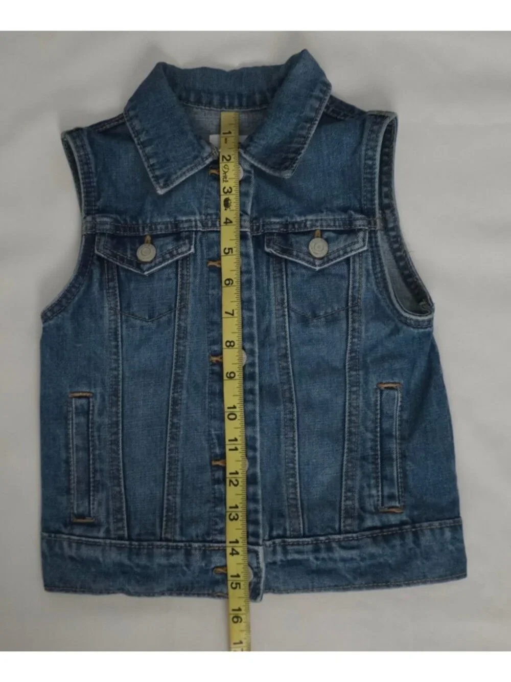 Old Navy Girls Regular Fit Medium Wash Blue Denim Button Front Vest Size S (6-7)